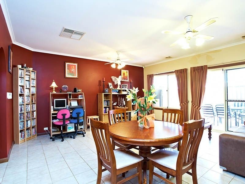 3 Cobby Drive, Modbury Heights SA 5092