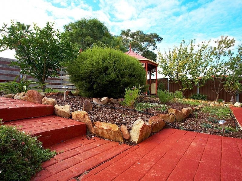 3 Cobby Drive, Modbury Heights SA 5092