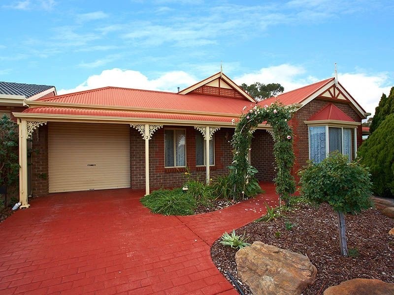 3 Cobby Drive, Modbury Heights SA 5092