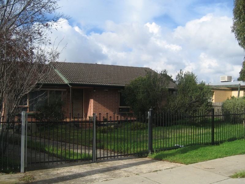 24 Makin Street, Ingle Farm SA 5098