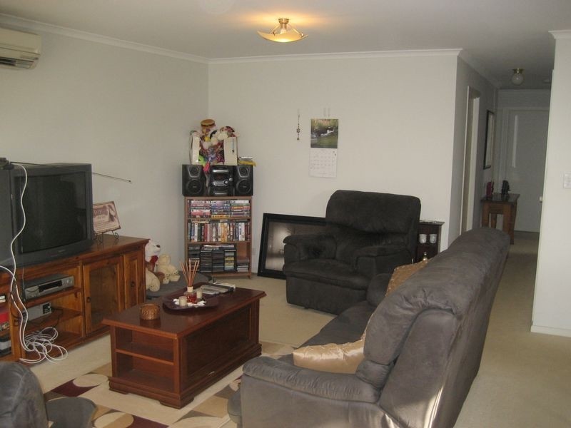 6 Dylan Close, Munno Para West SA 5115