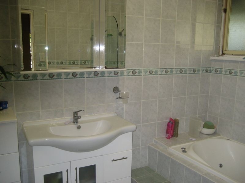 19 Pankala Road, Para Hills SA 5096