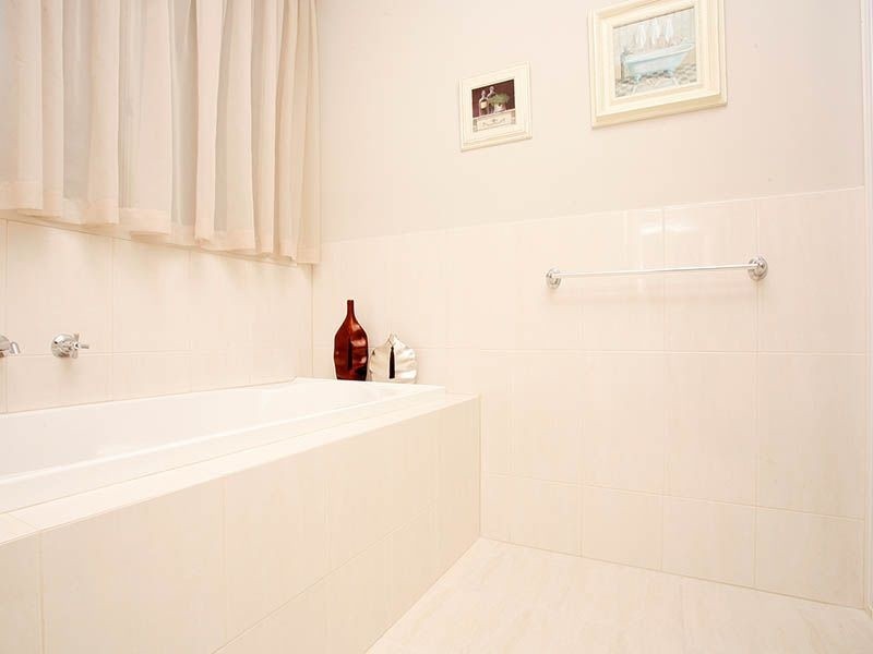 15 Brookfield Avenue, Burton SA 5110