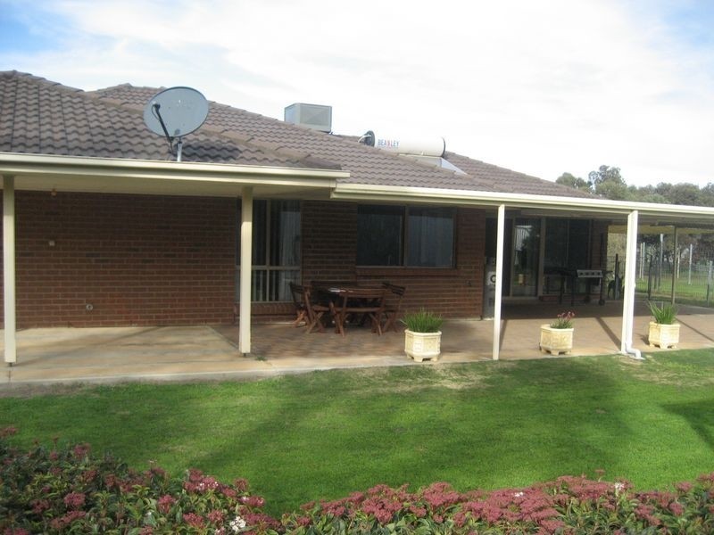 5 Pederick Court, Lewiston SA 5501