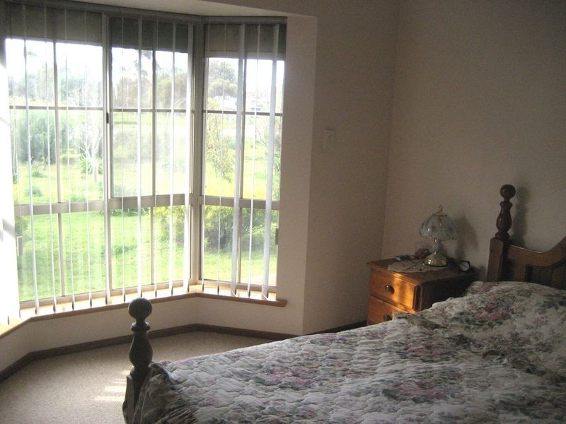 5 Pederick Court, Lewiston SA 5501