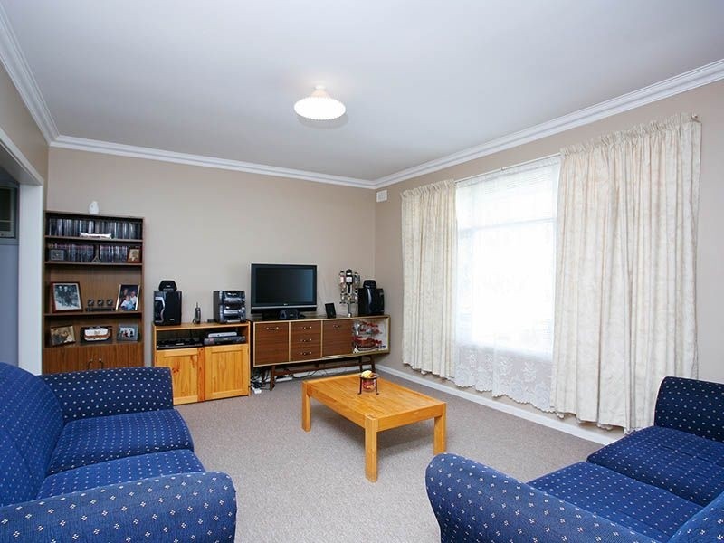 35 Southern Terrace, Holden Hill SA 5088