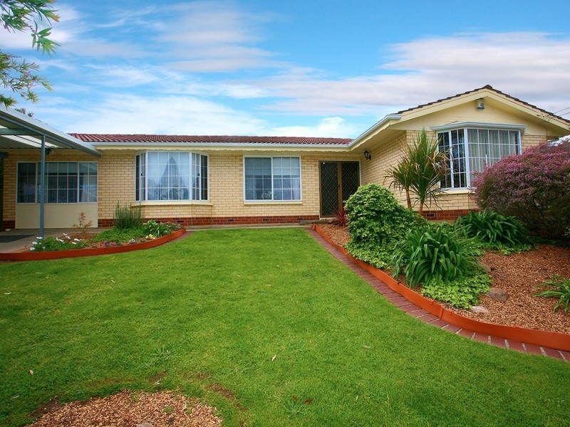 42 Clifford Way, Valley View SA 5093