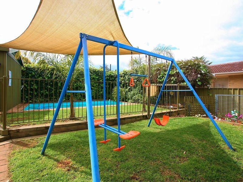 42 Clifford Way, Valley View SA 5093