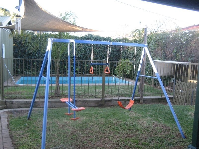 42 Clifford Way, Valley View SA 5093