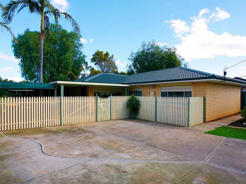 13 Domain Avenue, Para Vista SA 5093