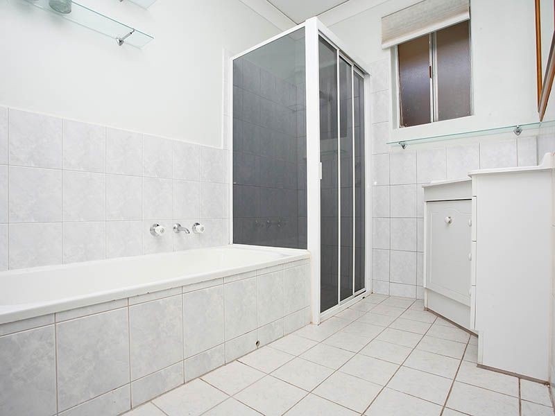 13 Domain Avenue, Para Vista SA 5093