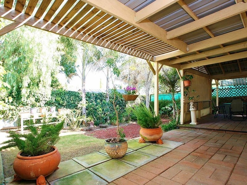 13 Domain Avenue, Para Vista SA 5093