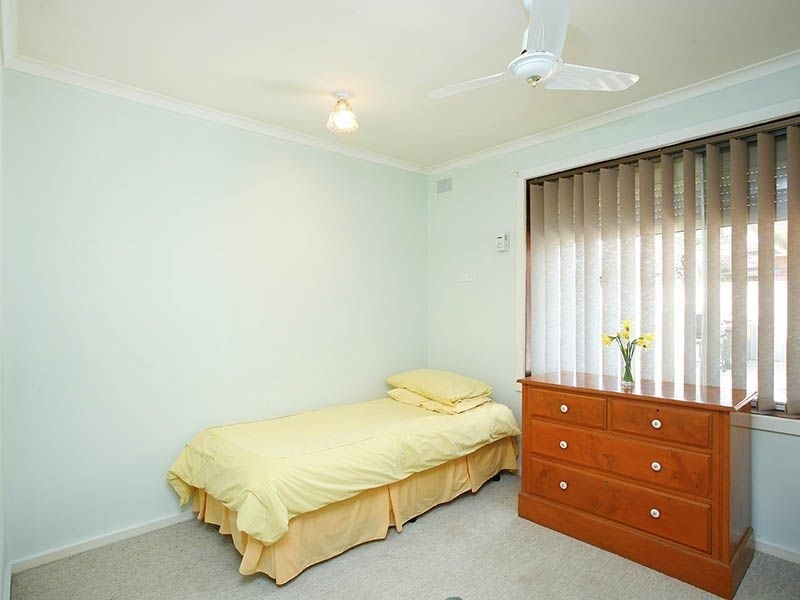 13 Domain Avenue, Para Vista SA 5093