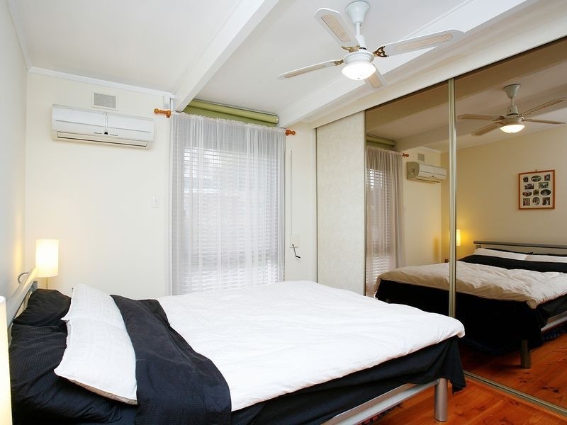 51 Knightsbridge Avenue, Valley View SA 5093