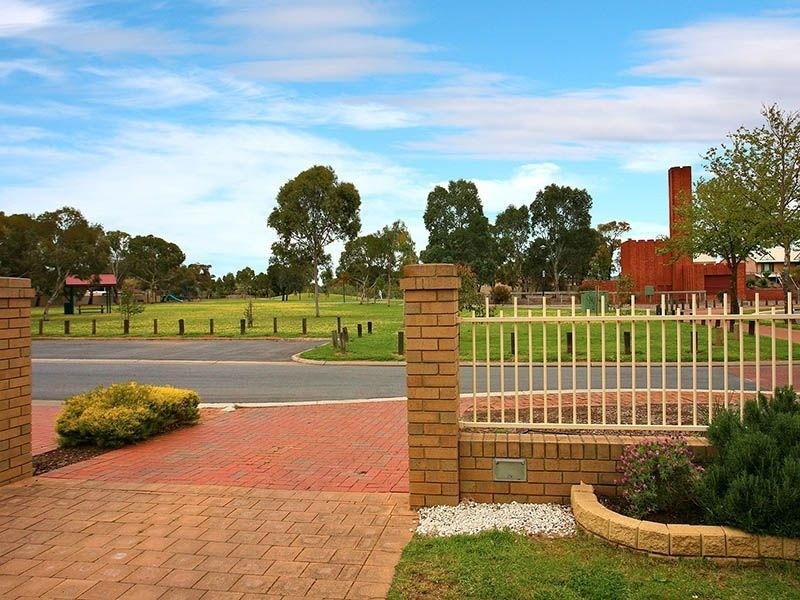 1 Pens Close, Brompton SA 5007