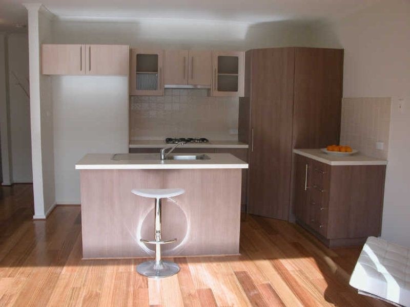 2/11 Timpson Street, Port Adelaide SA 5015