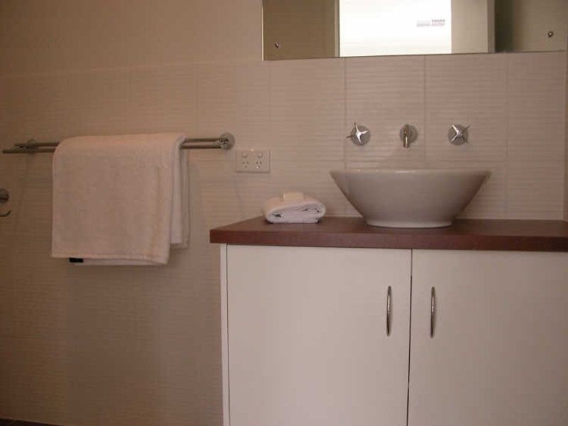 2/11 Timpson Street, Port Adelaide SA 5015