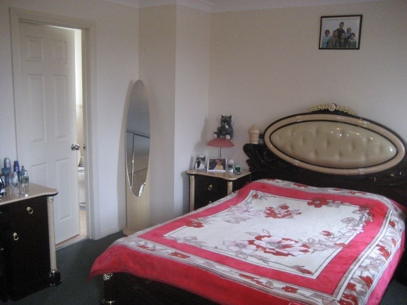 16 Pineview Crescent, Walkley Heights SA 5098