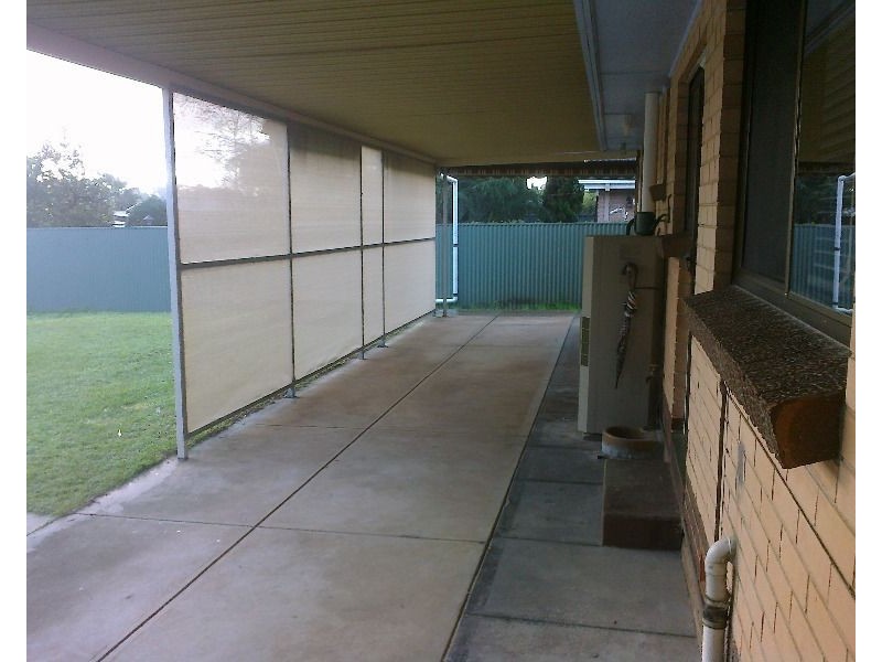 19 Pauls Drive, Valley View SA 5093