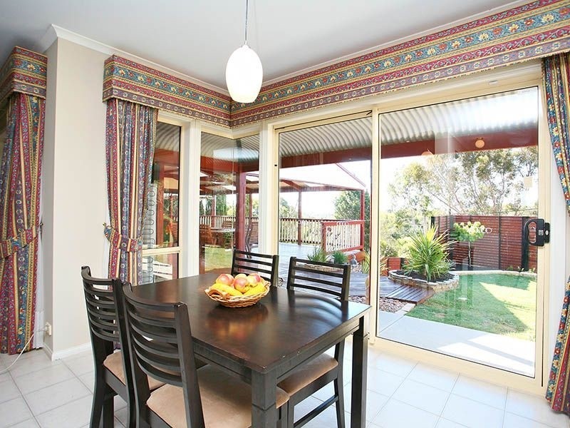 19 Deering Crescent, Banksia Park SA 5091