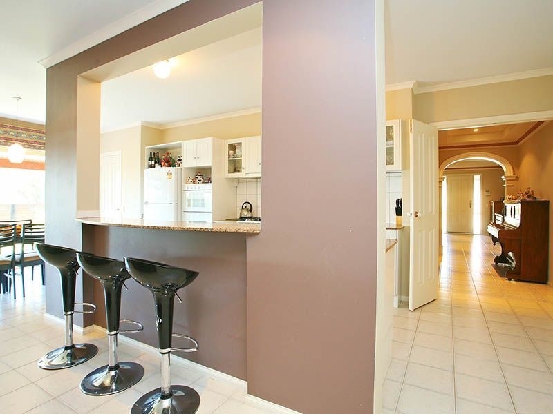 19 Deering Crescent, Banksia Park SA 5091