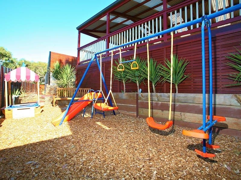 19 Deering Crescent, Banksia Park SA 5091