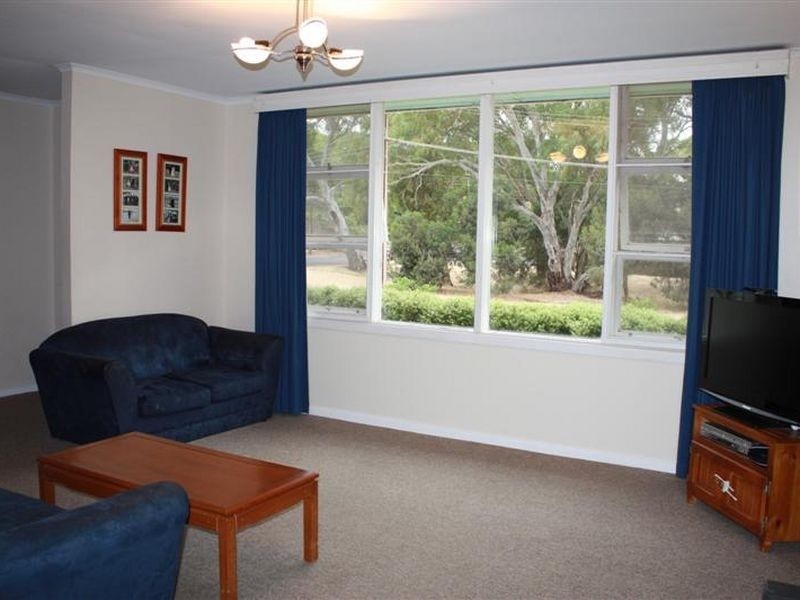 1 Leane Avenue, Ridgehaven SA 5097