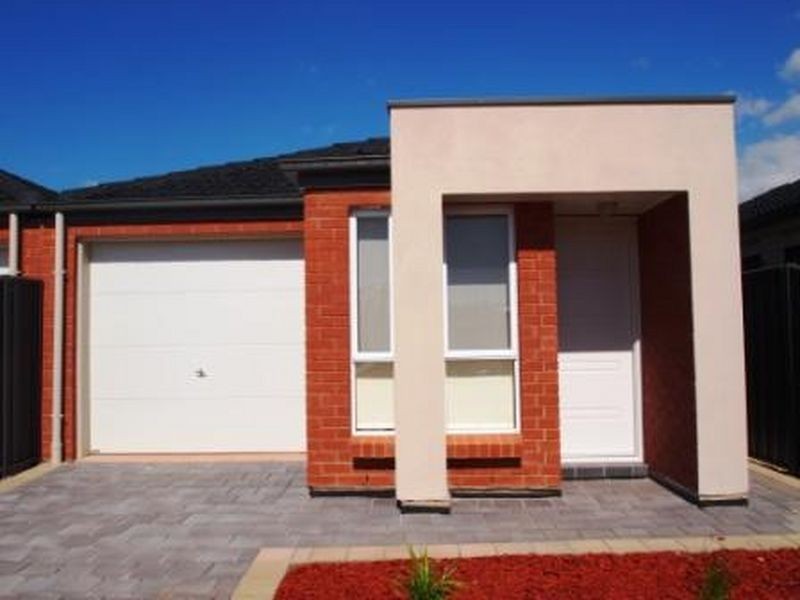 73 Reisling Crescent, Andrews Farm SA 5114