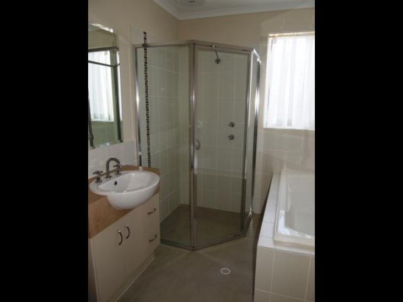 73 Reisling Crescent, Andrews Farm SA 5114