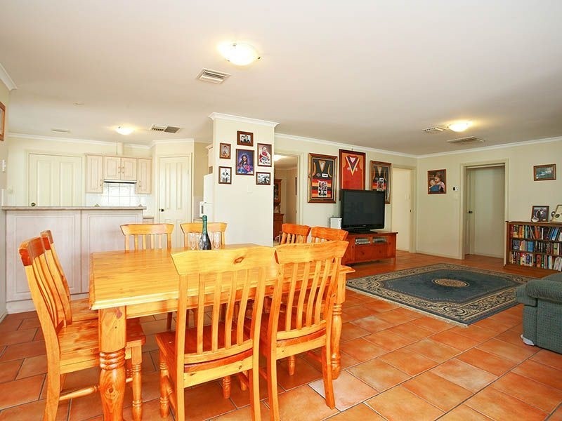 17 Stockade Drive, Walkley Heights SA 5098