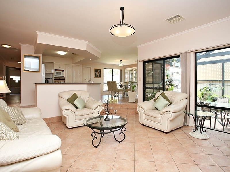 16 Claremont Road, Golden Grove SA 5125