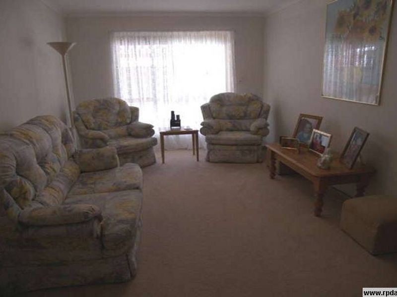 9 Navigator Parade, Smithfield SA 5114