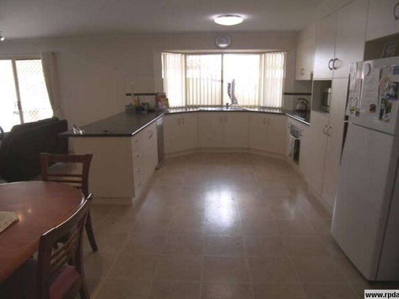 9 Navigator Parade, Smithfield SA 5114