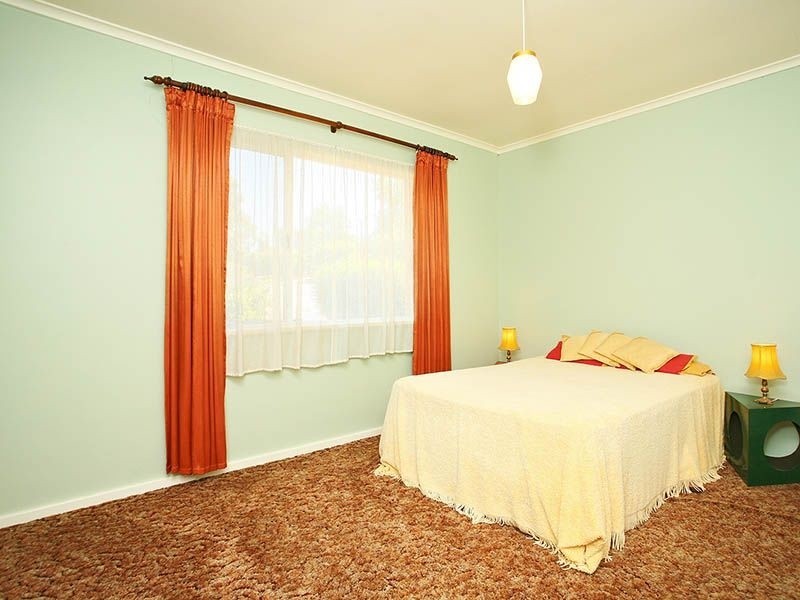 3 Calwield Road, Modbury SA 5092