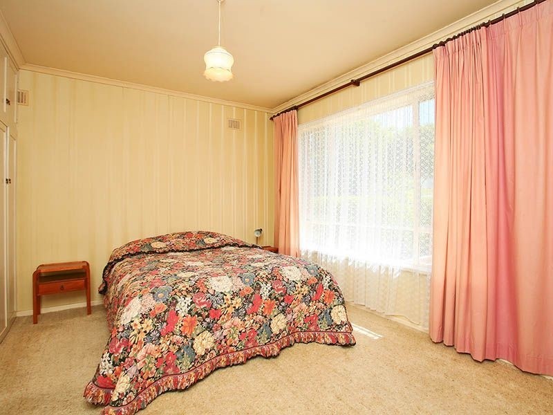 3 Calwield Road, Modbury SA 5092