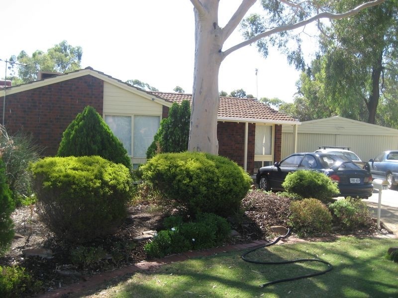 17 Woodchester Street, Para Hills West SA 5096