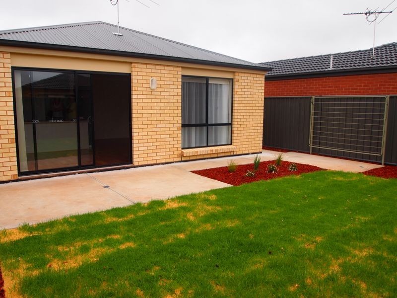 35 Lonsdale Circuit, Andrews Farm SA 5114