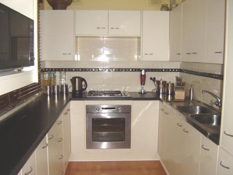 15 Robert Court, Para Hills SA 5096