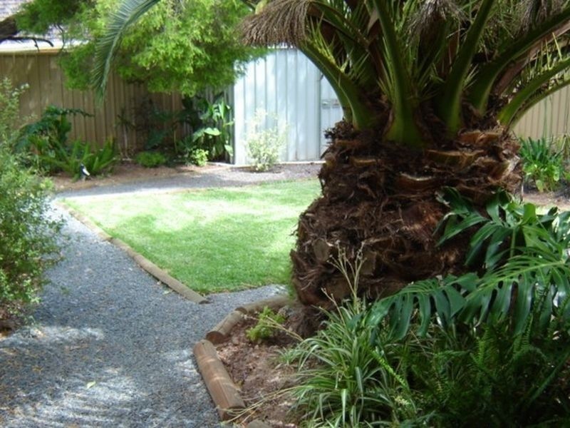 15 Robert Court, Para Hills SA 5096