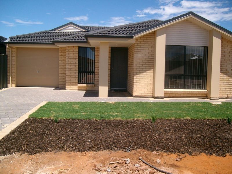 16 (Lot 15 Oregon Avenue, Andrews Farm SA 5114