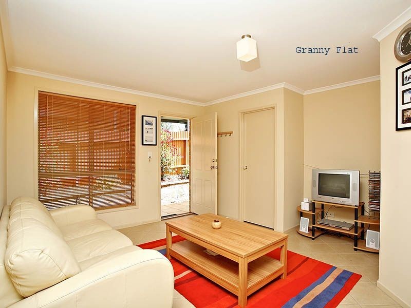 7 Eyre Crescent, Valley View SA 5093