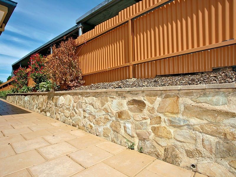 7 Eyre Crescent, Valley View SA 5093