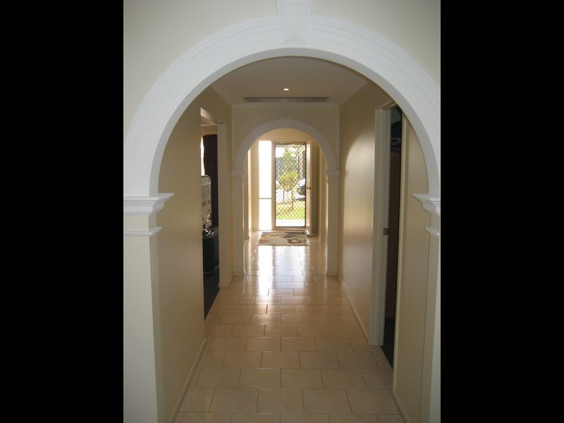 30 Sandstone Avenue, Walkley Heights SA 5098