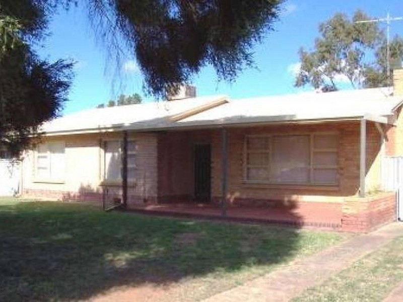 24 Shaftesbury Road, Elizabeth Vale SA 5112