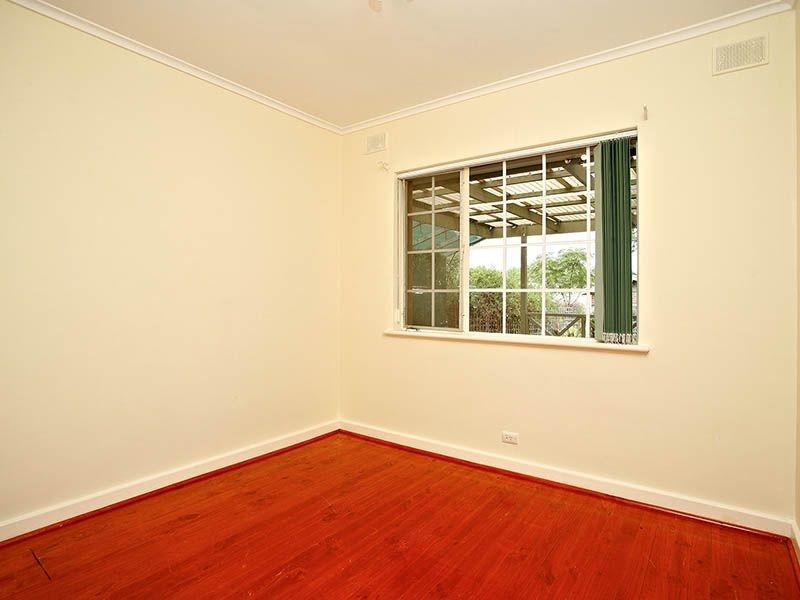 3 Milne Road, Para Hills SA 5096