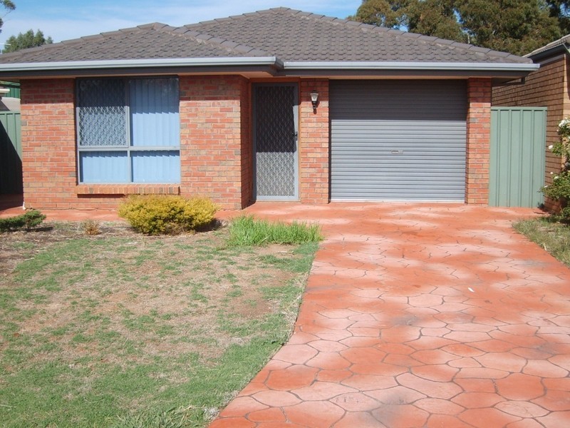 12 Lynton Court, Blakeview SA 5114