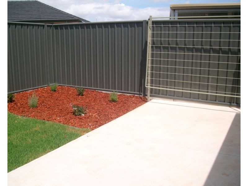 6 Glenrowan Street, Andrews Farm SA 5114