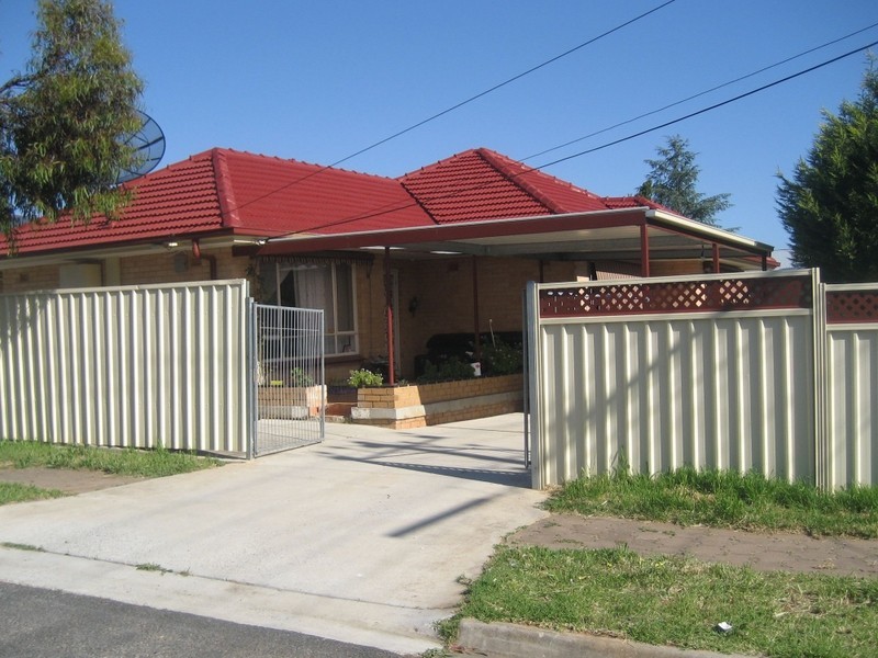 20 Maidos Grove, Valley View SA 5093