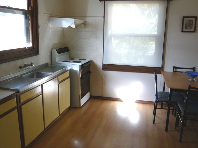 5 Barton Road, Elizabeth Downs SA 5113