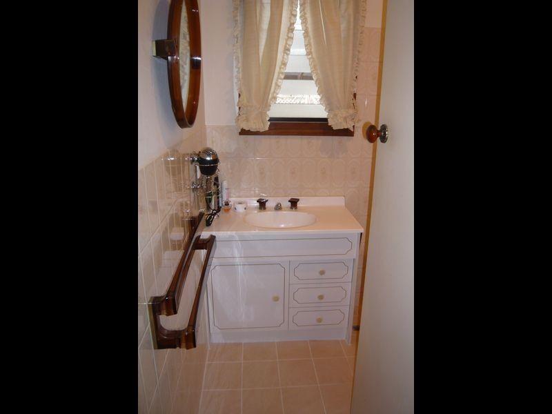 5 Barton Road, Elizabeth Downs SA 5113